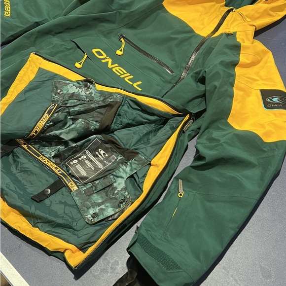 O'Neill GORETEX 2L Anorak Snow Jacket - Picture 4 of 8